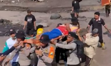 Polri-Terus-Evakuasi-Warga-dan-Mengamankan-Harta-Benda-di-Candipuro:-Bergerak-Cepat-Selamatkan-Masyarakat