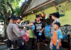 Polres-Jember-Terjunkan-Personel-Bantu-Warga-Terdampak-Banjir