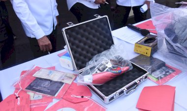 Polres-Bondowoso-Berhasil-Amankan-Tersangka-Jual-Beli-Senjata-Api-Ilegal-Secara-Online