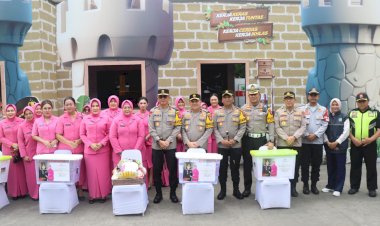 Kapolda-Jatim-Tinjau-Pos-Pelayanan-Operasi-Lilin-Semeru-2024-di-Terminal-Purabaya