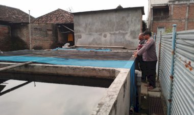 Bhabinkamtibmas-Dorong-Penguatan-Swasembada-Pangan-Lewat-Budidaya-Ikan-Lele