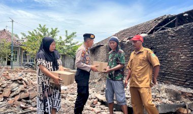 Polres-Pasuruan-Salurkan-Bantuan-untuk-Korban-Kebakaran-di-Rembang