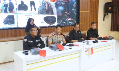 Polres-Probolinggo-Kota-Ungkap-Kasus-Pembunuhan-Manusia-Silver,-Dua-Tersangka-Diamankan