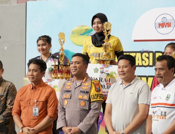 Bupati dan Kapolresta Sidoarjo Tutup Pertandingan Bola Volly Indoor dan Volly Pantai U-17 Bhayangkara Cup Tingkat Nasional