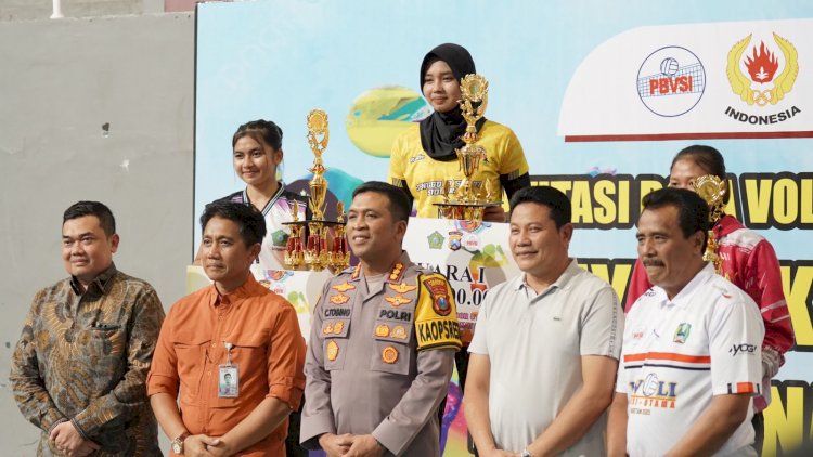 Bupati-dan-Kapolresta-Sidoarjo-Tutup-Pertandingan-Bola-Volly-Indoor-dan-Volly-Pantai-U-17-Bhayangkara-Cup-Tingkat-Nasional